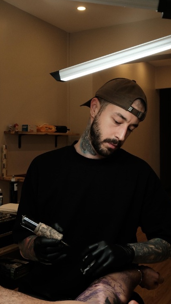 Tattoo Artist Emir Geylani